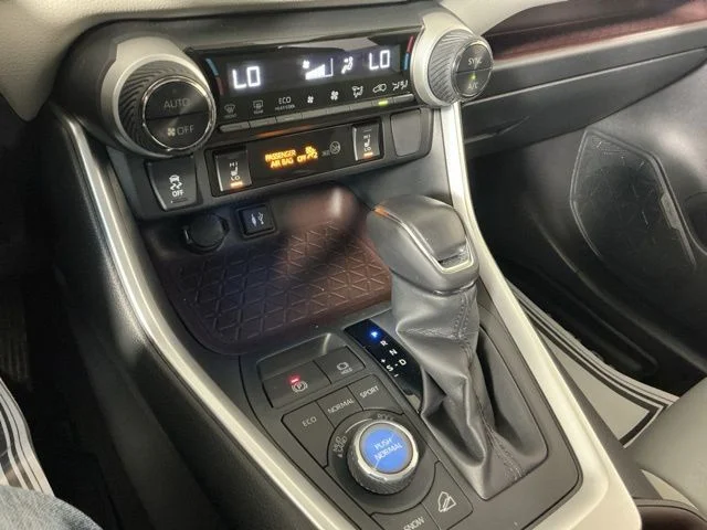 Used 2019 White Toyota Limited image 21