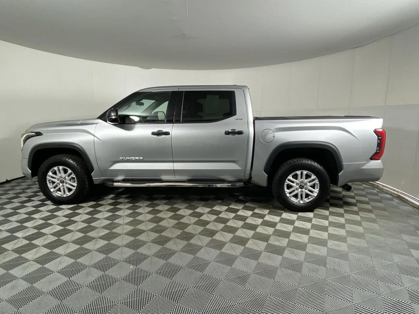 Used 2022 Celestial Silver Metallic Toyota SR5 image 4
