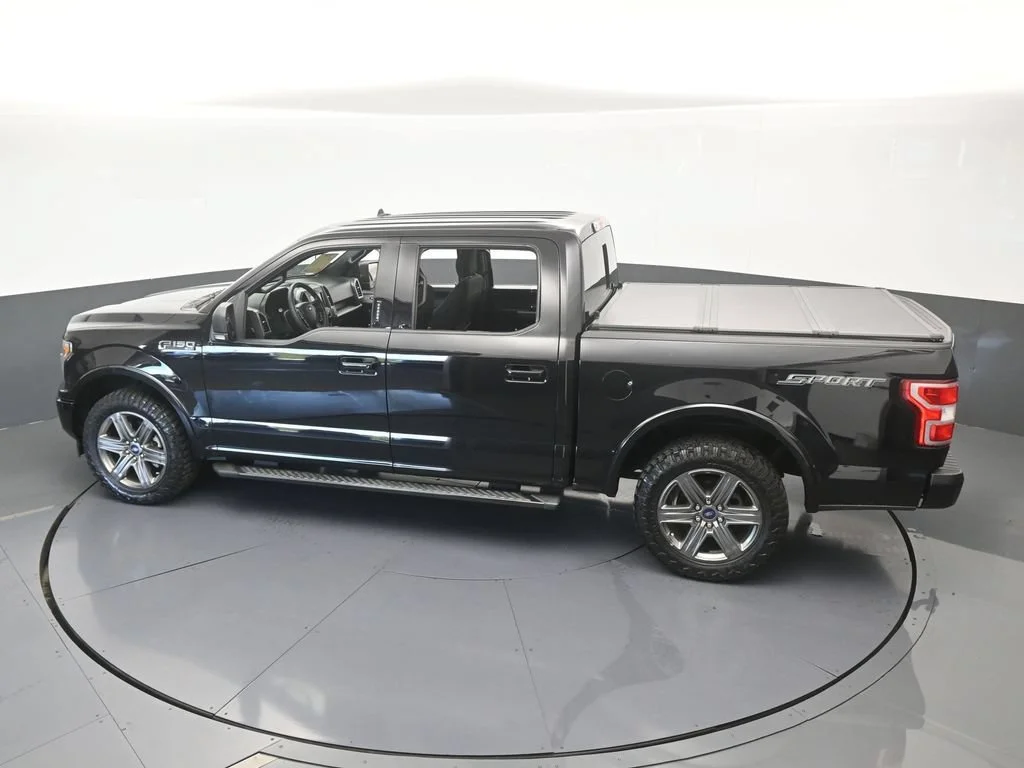 Used 2020 Black Ford XL image 44