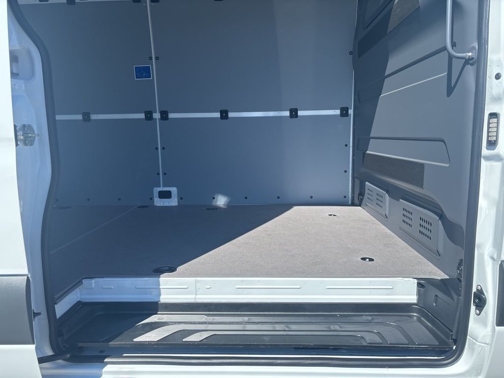 New 2026 Arctic White Mercedes-Benz Cargo 170 WB image 20