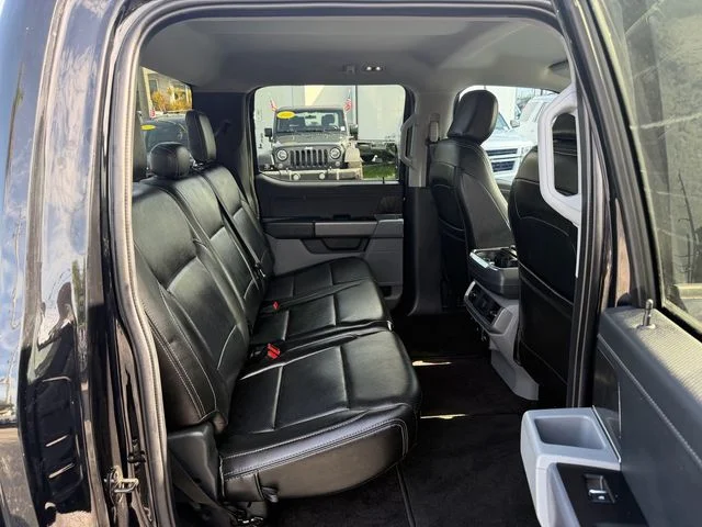 Used 2021 Agate Black Metallic Ford XLT image 16