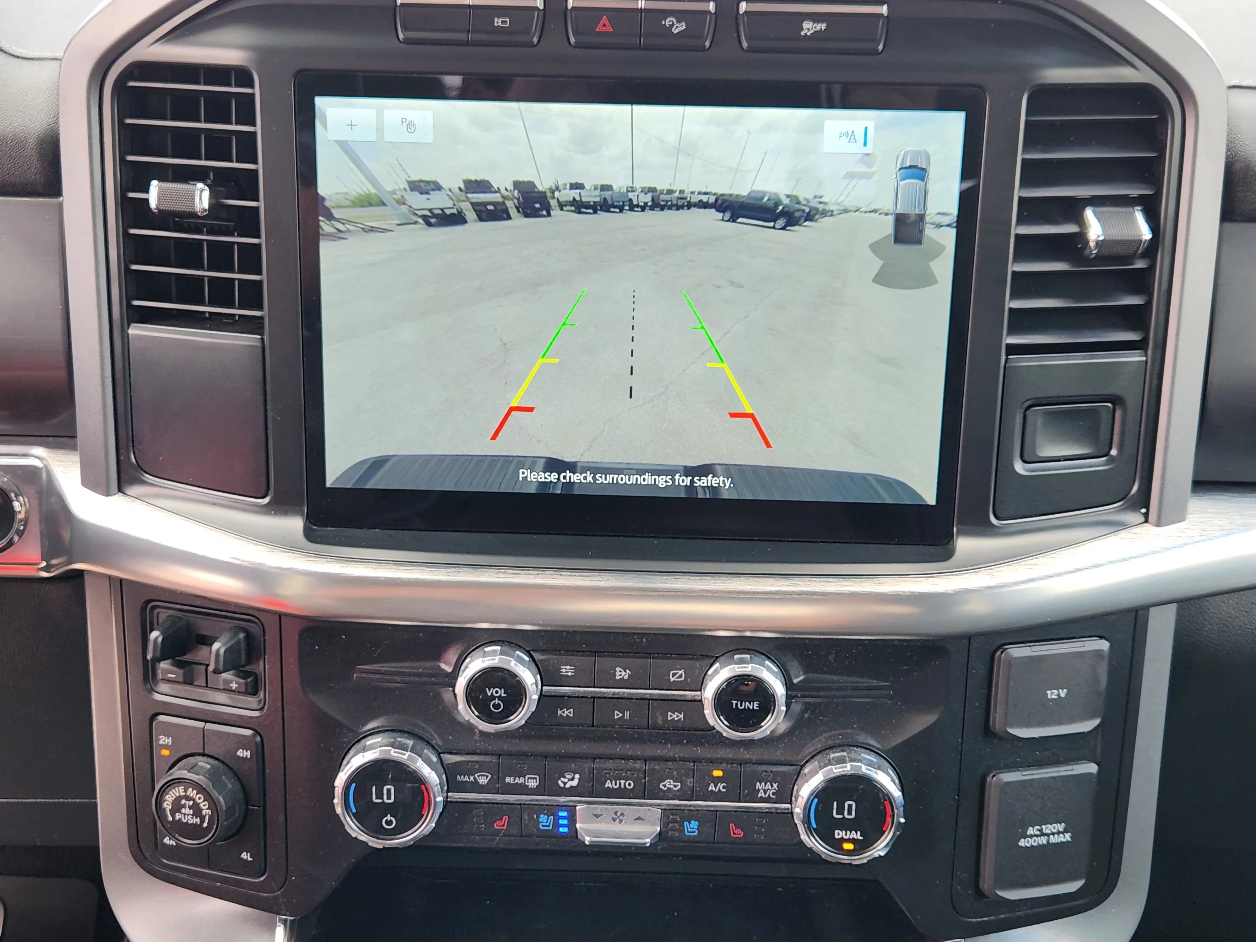 Used 2021  Ford Lariat image 18