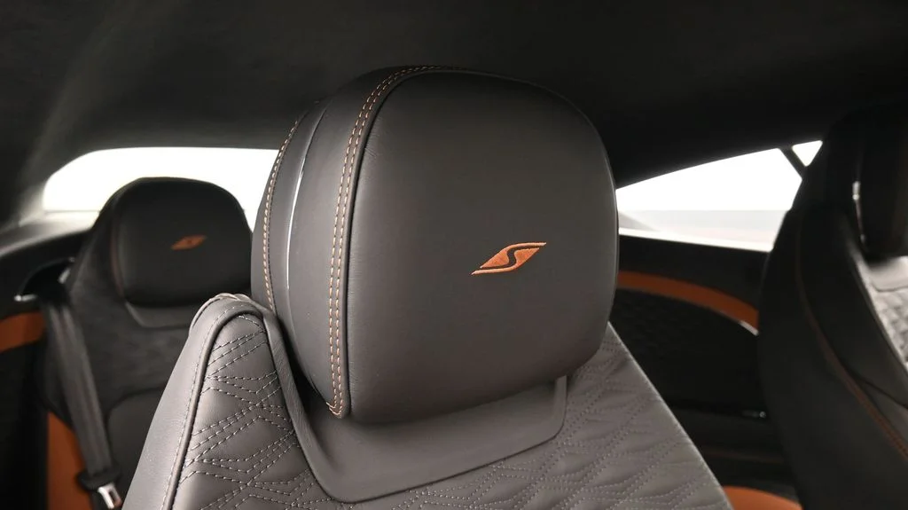 New 2026 Red Bentley  image 18