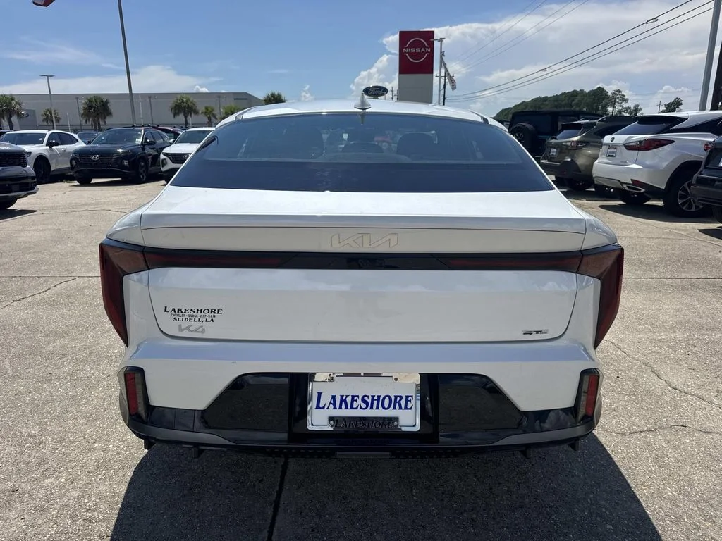 Certified Used 2025 White Kia GT-Line image 6