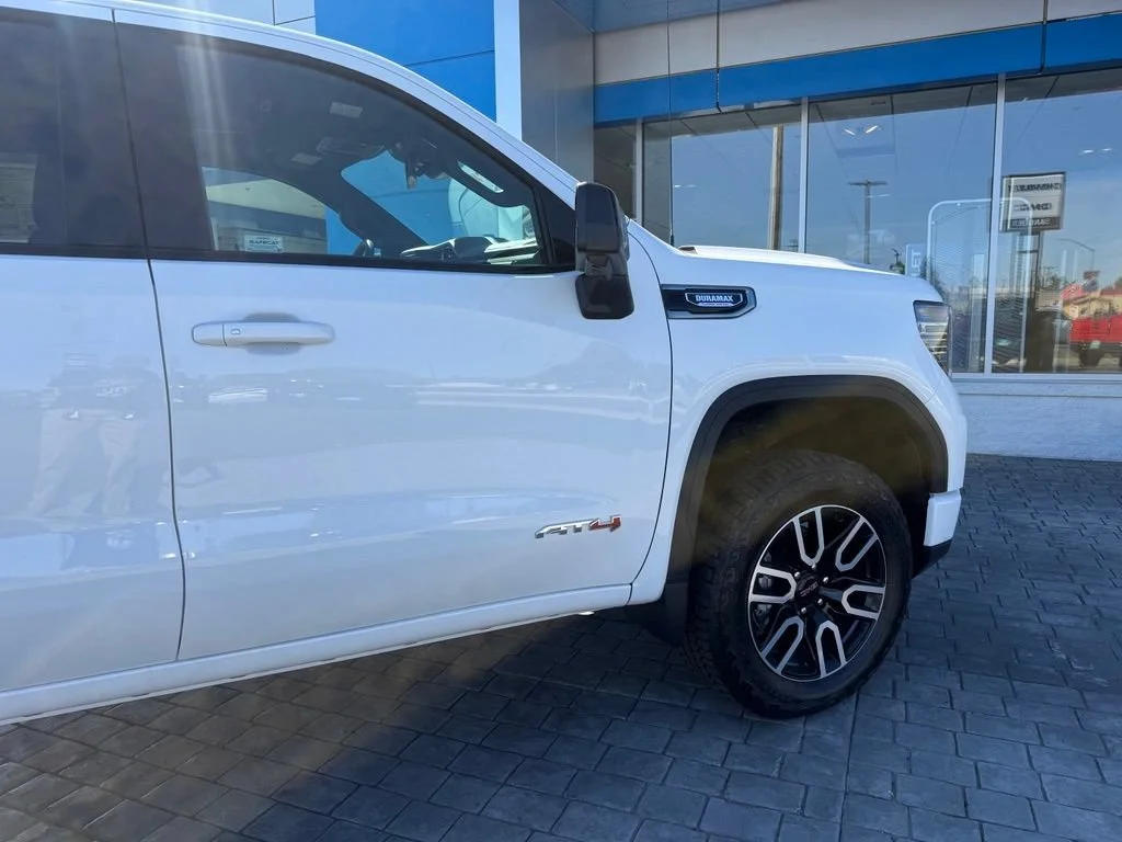 New 2026 Summit White GMC AT4 image 12