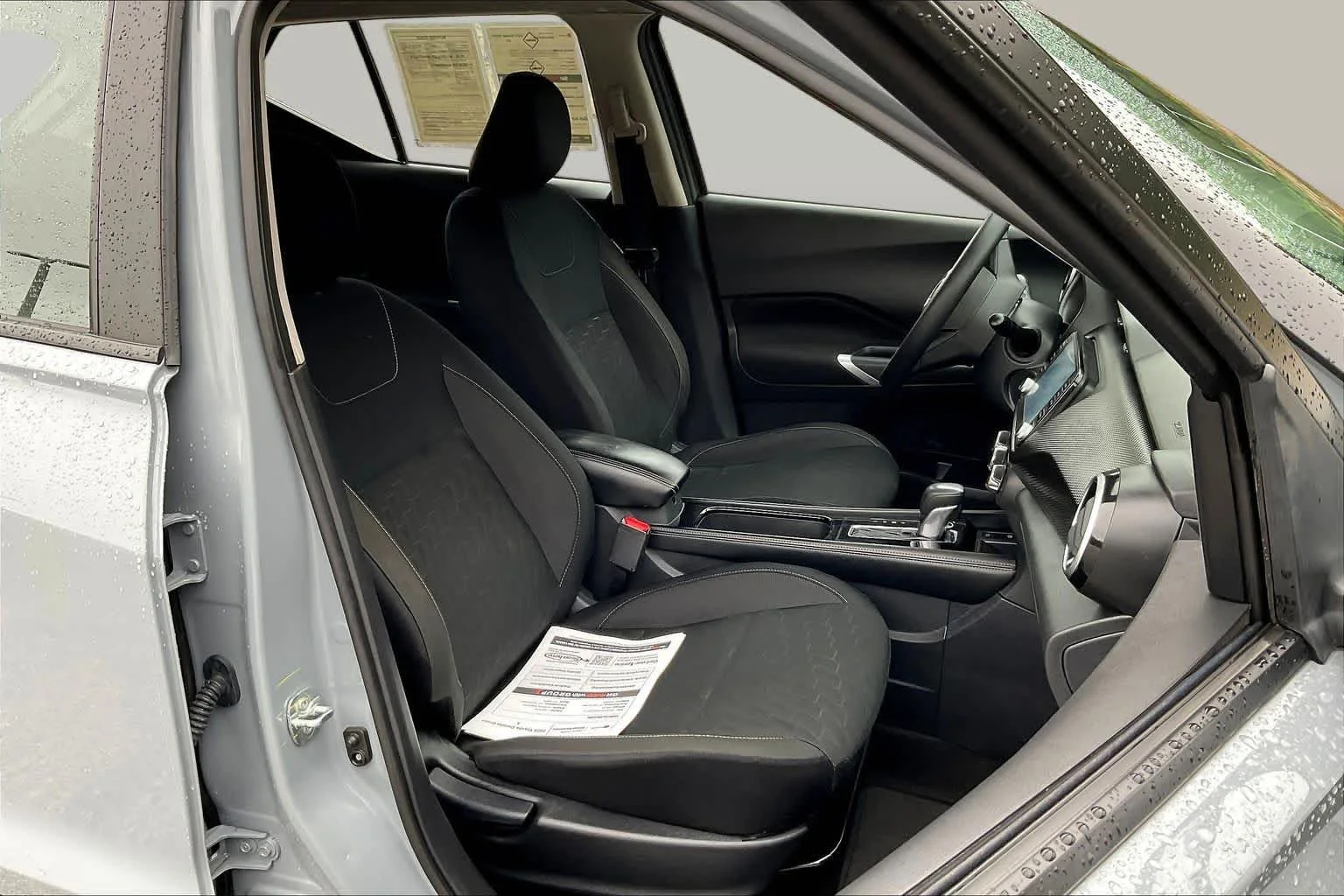 Used 2024 Boulder Gray Pearl Nissan SV image 9
