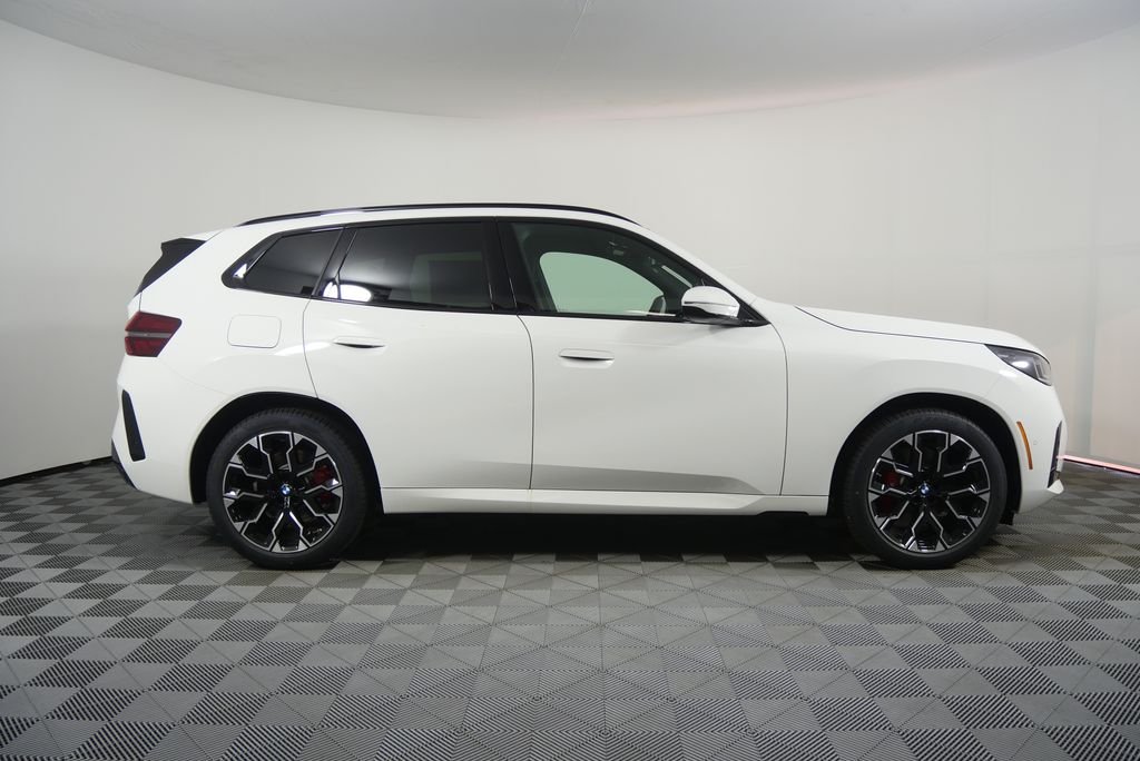 New 2026 Alpine White BMW 30 xDrive image 2