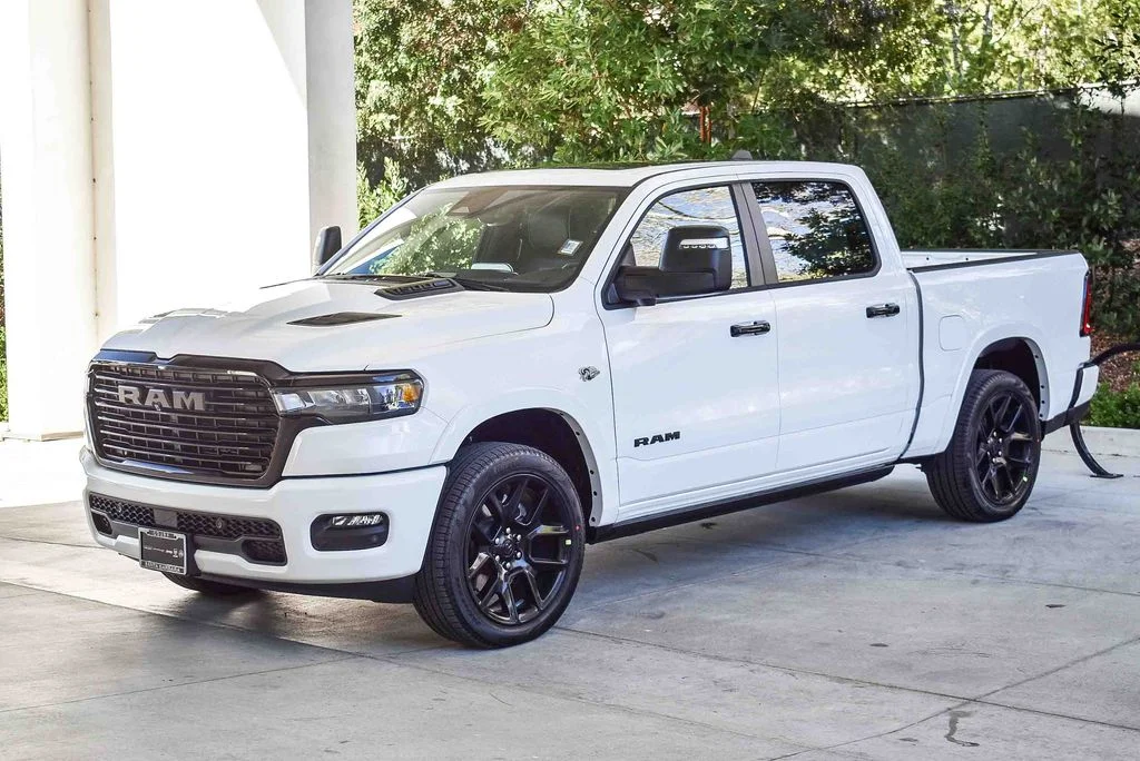 New 2026 Ivory White Tri-Coat Pearl-Coat Exterior Paint RAM Laramie image 3