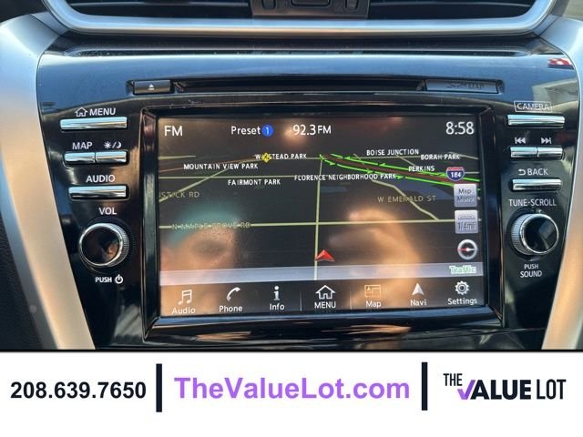 Used 2018 White Nissan SL image 16