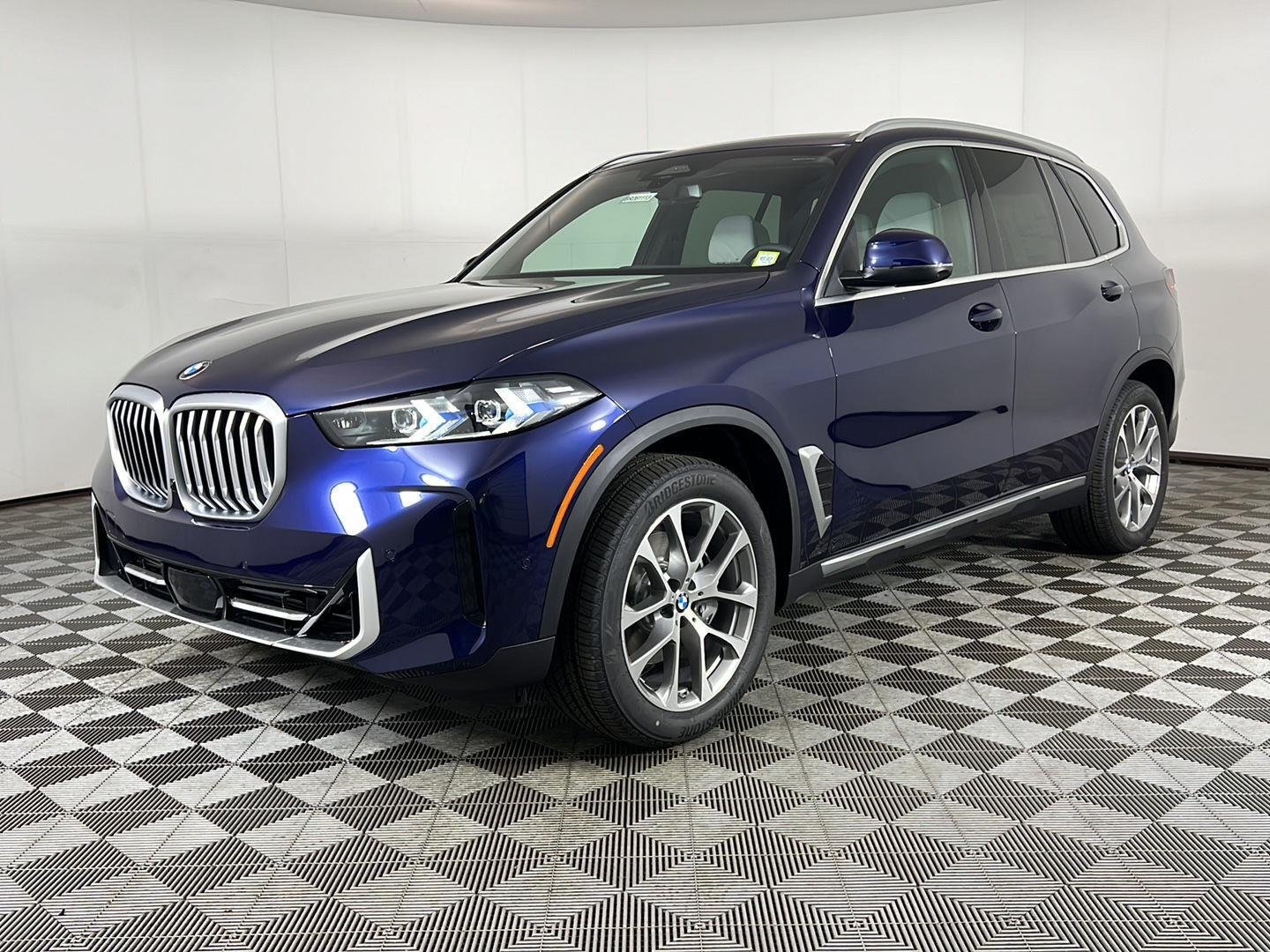 New 2026 Tanzanite Blue II Metallic BMW xDrive40i image 17