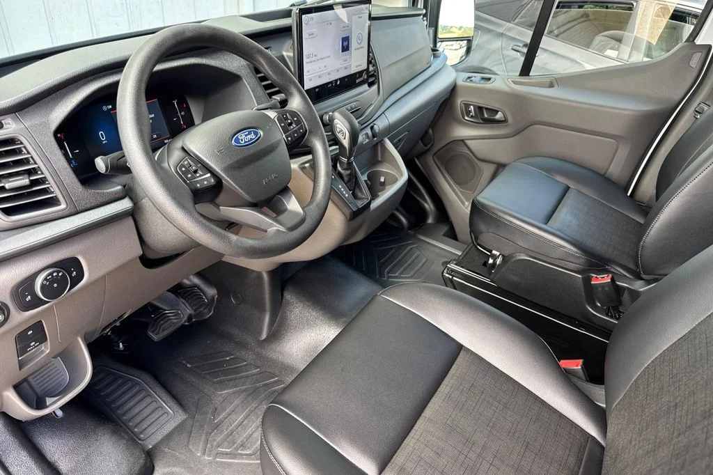 New 2026 Oxford White Ford Cargo Van image 10