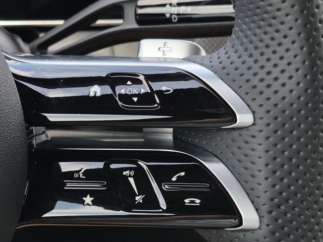 New 2026 Graphite Grey Metallic Mercedes-Benz GLC 300 image 25