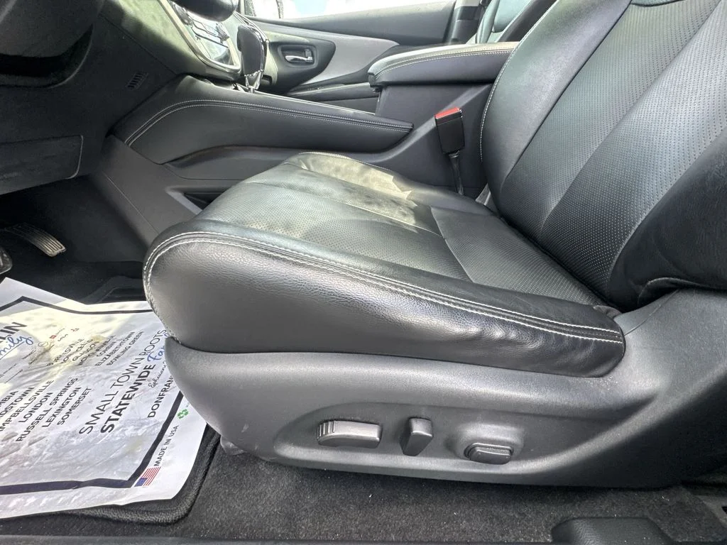Used 2024 White Nissan SL image 12