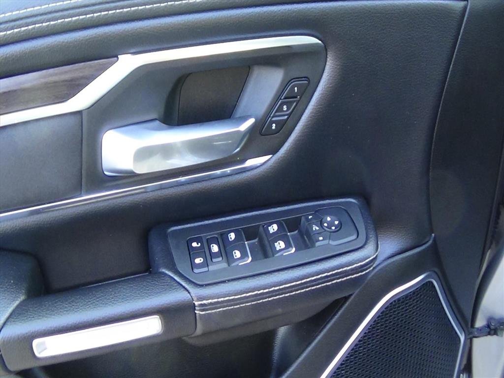 Used 2025 Billet Silver Metallic Clear Coat (psc) RAM Laramie image 16