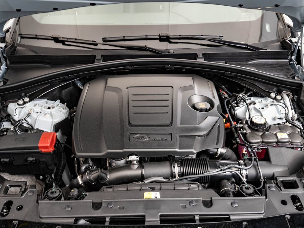 New 2026 Arroios Grey Land Rover S image 49