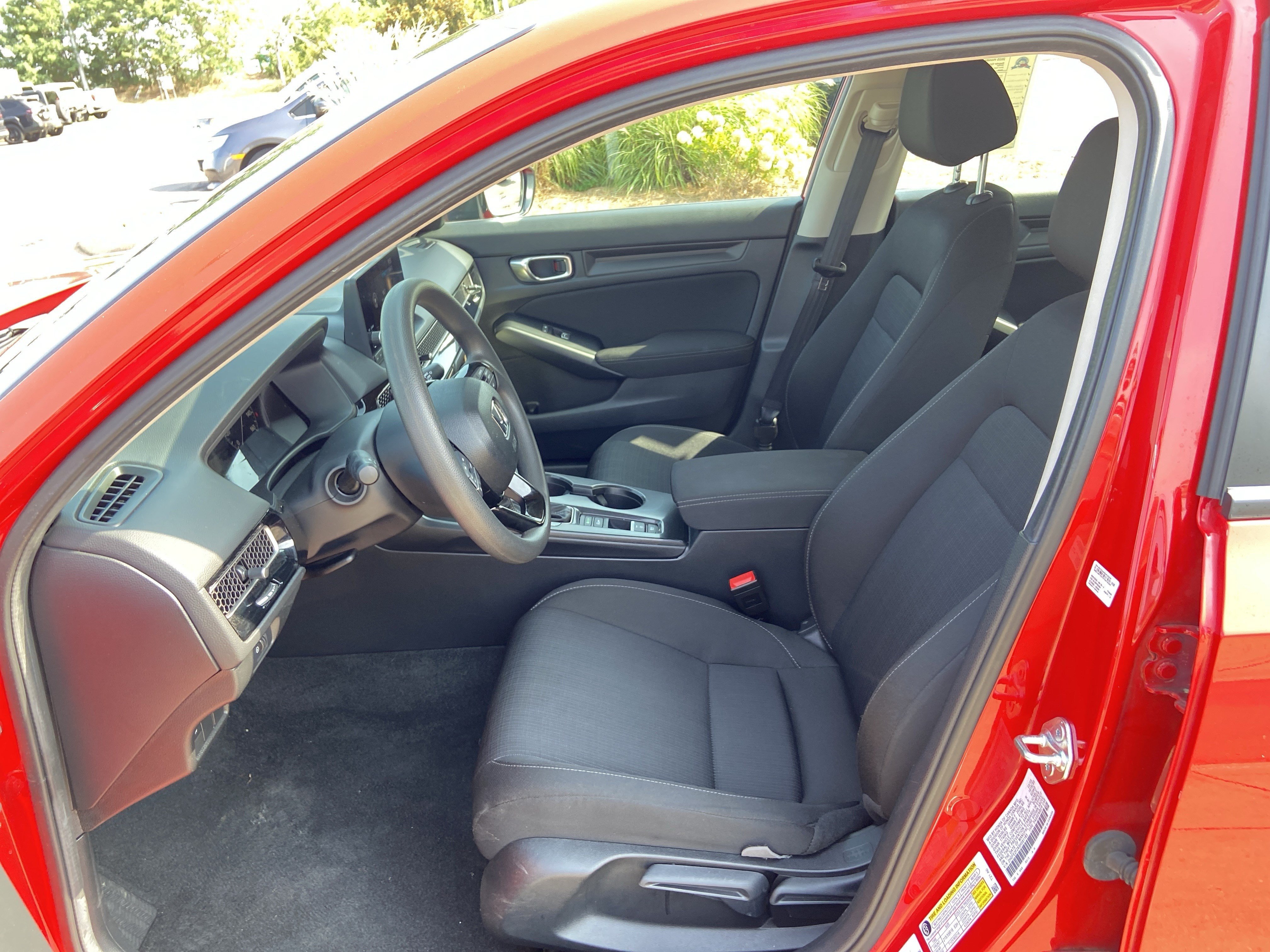 Used 2025 Rallye Red Honda LX image 34