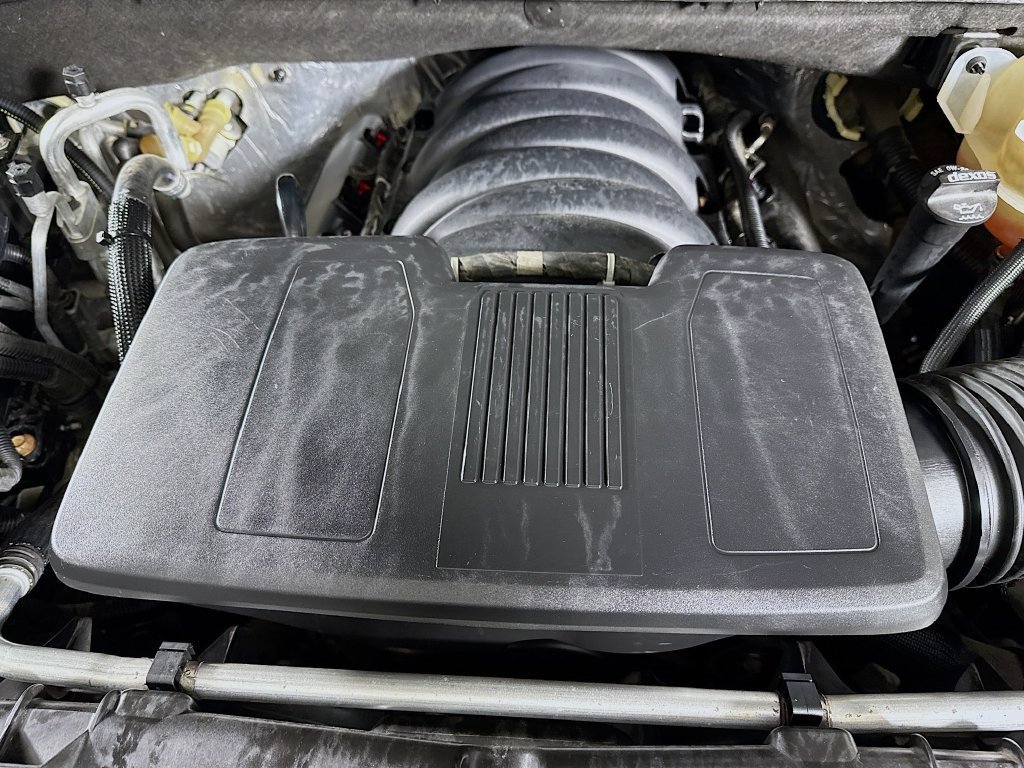 Used 2021 Shadow Gray Metallic Chevrolet Premier image 35