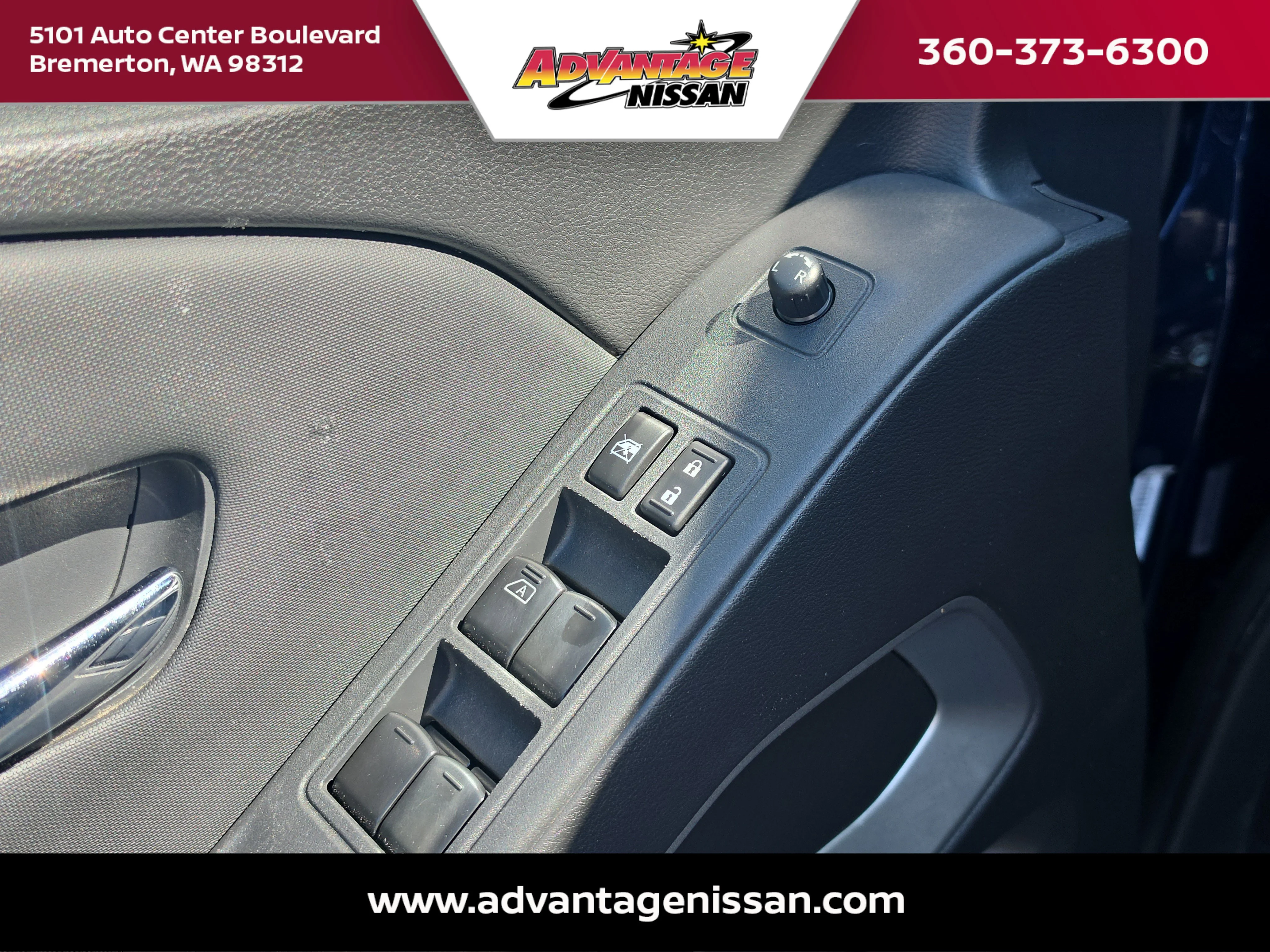 Used 2023 Deep Blue Pearl Nissan SV image 10