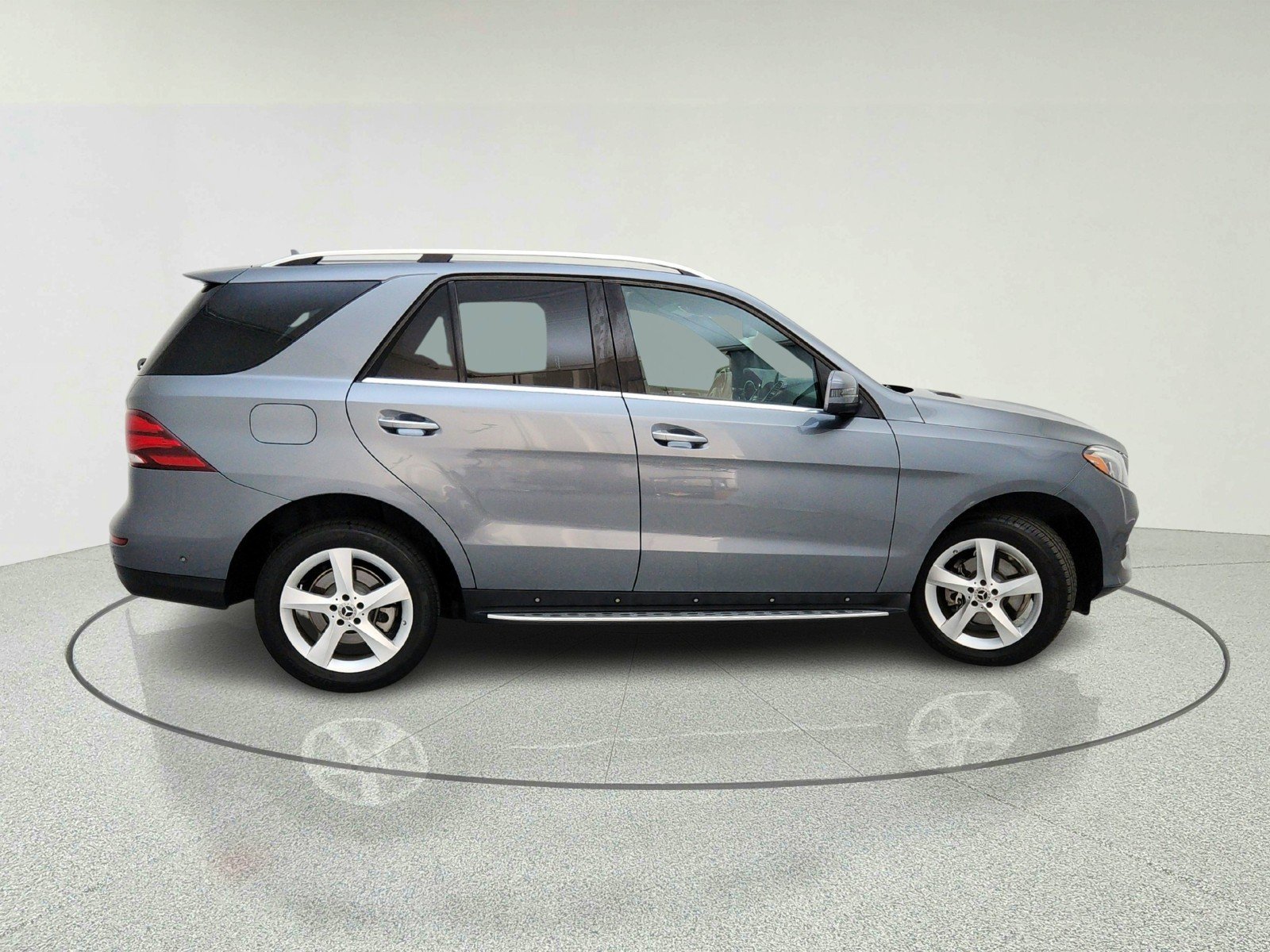 Used 2018 Selenite Grey Metallic Mercedes-Benz GLE 350 image 7