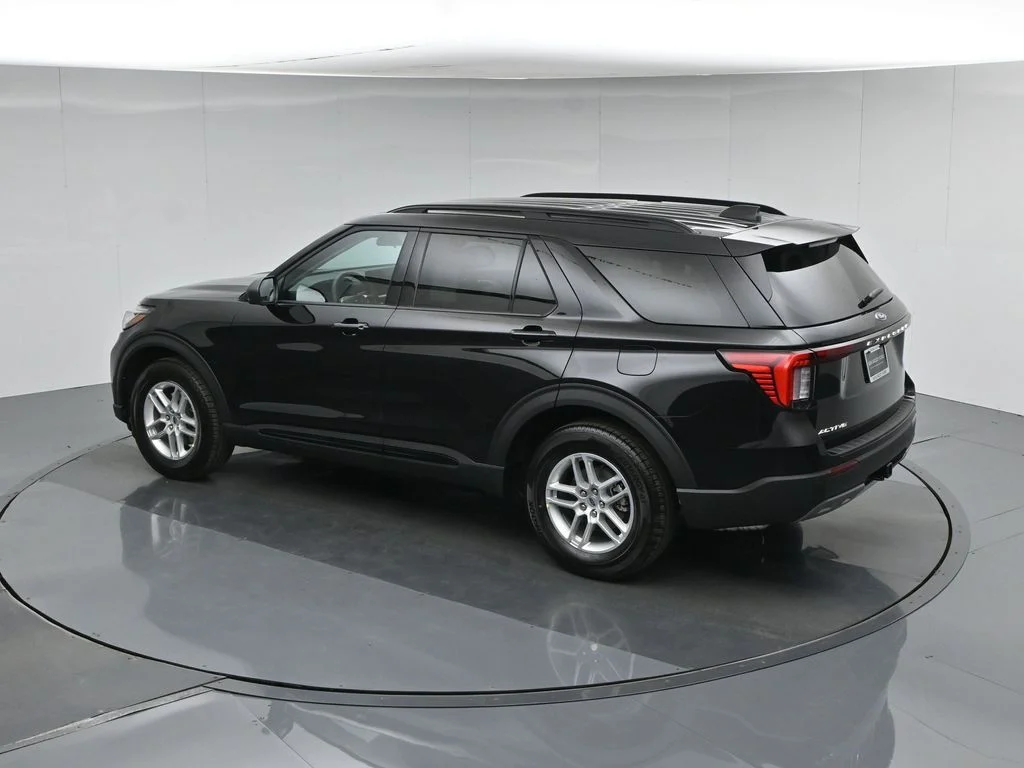 New 2026 Agate Black Metallic Ford Active image 43