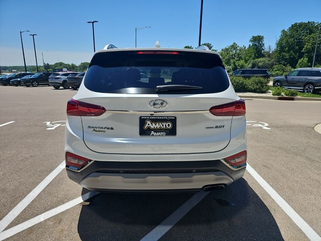 2020 Hyundai Santa Fe Limited - Photo 4