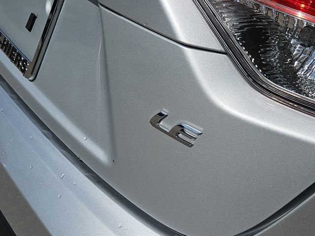Used 2023  Toyota LE image 6