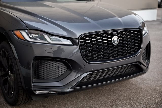 2026 Jaguar F-Pace R-Dynamic S - Photo 8
