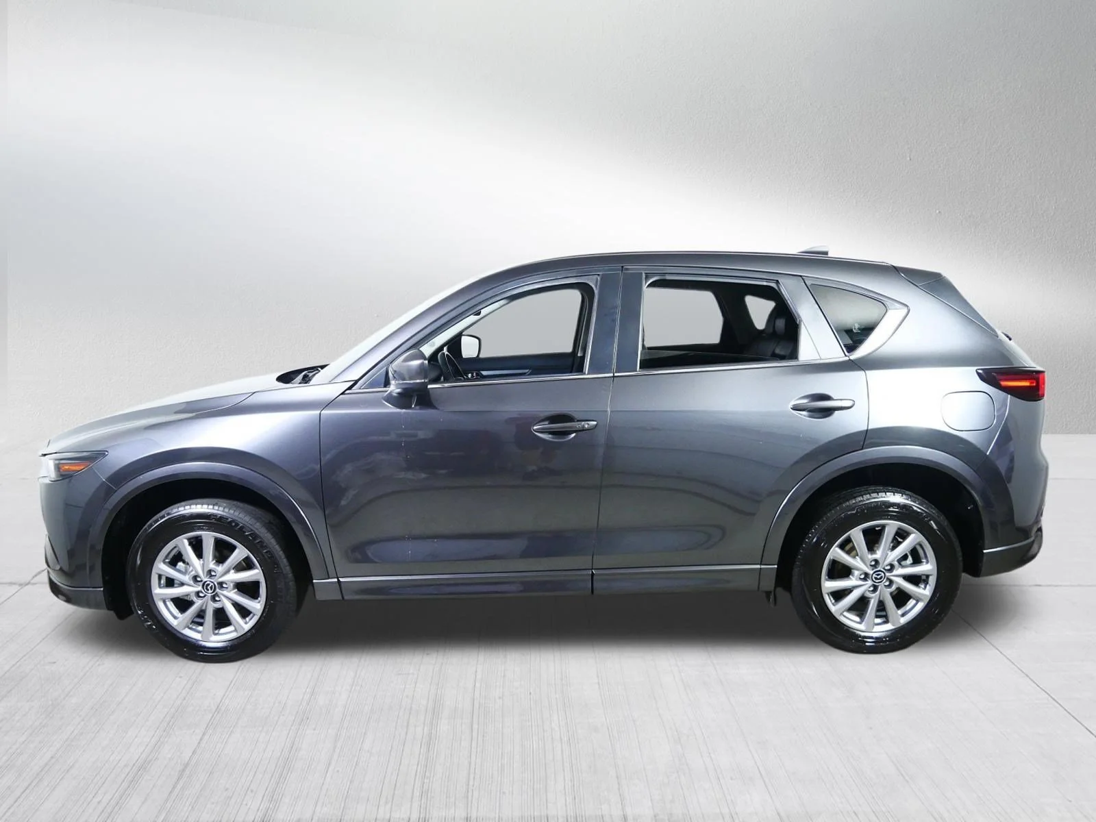 Used 2024 Machine Gray Metallic Mazda 2.5 S Select Package image 4