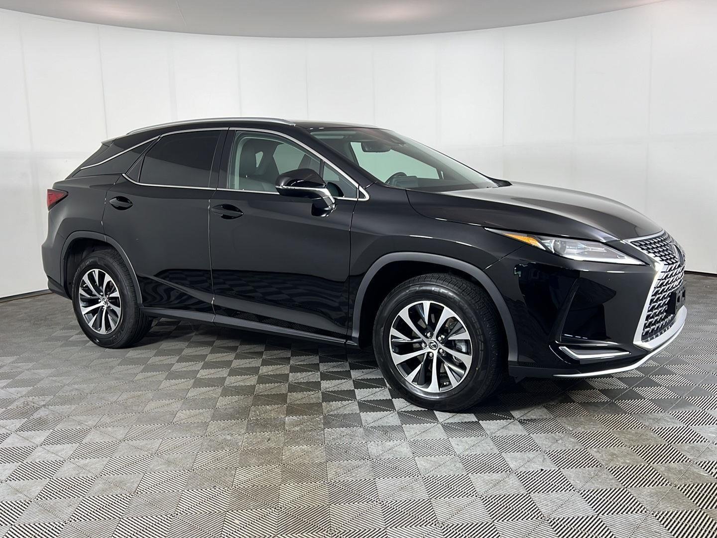 Used 2021  Lexus RX 350 image 3