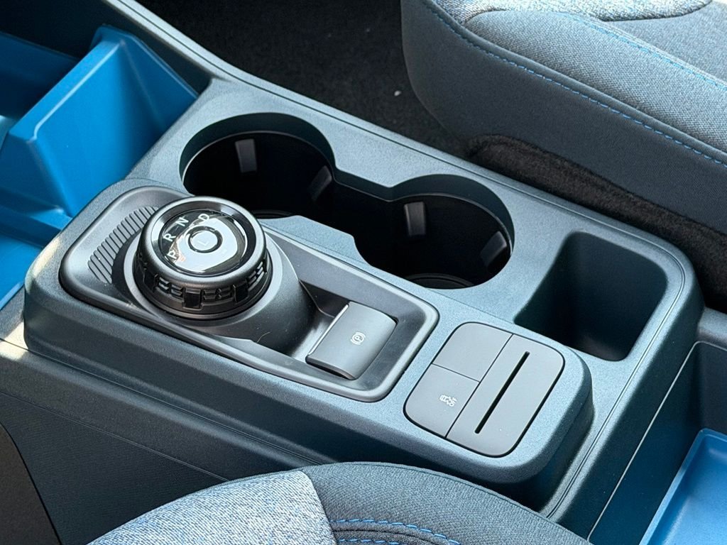 New 2026 Carbonized Gray Metallic Ford XLT image 9