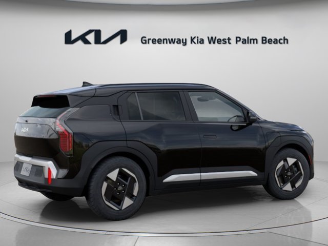 New 2027 Black Kia  image 8