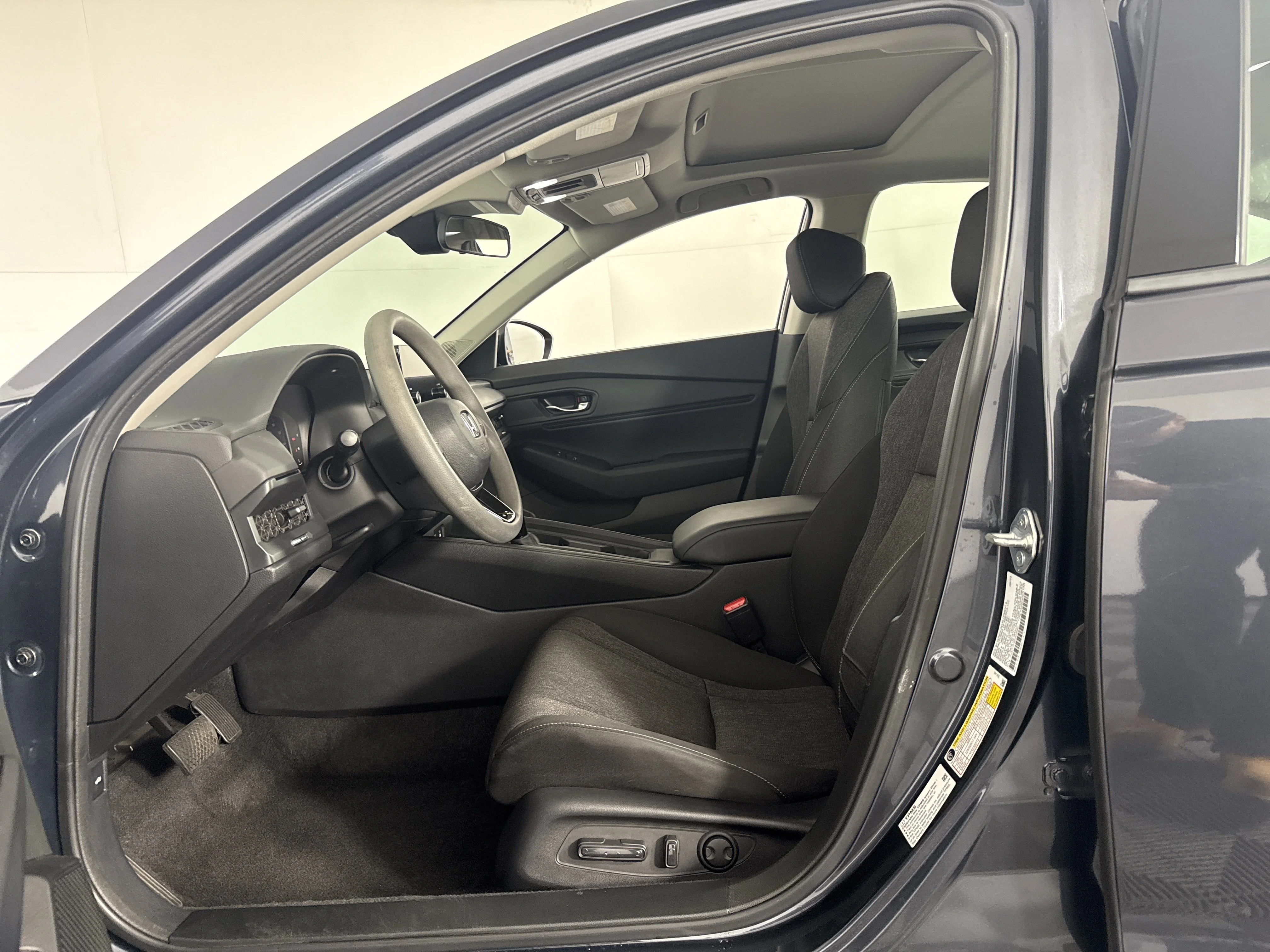 2023 Honda Accord EX - Photo 15
