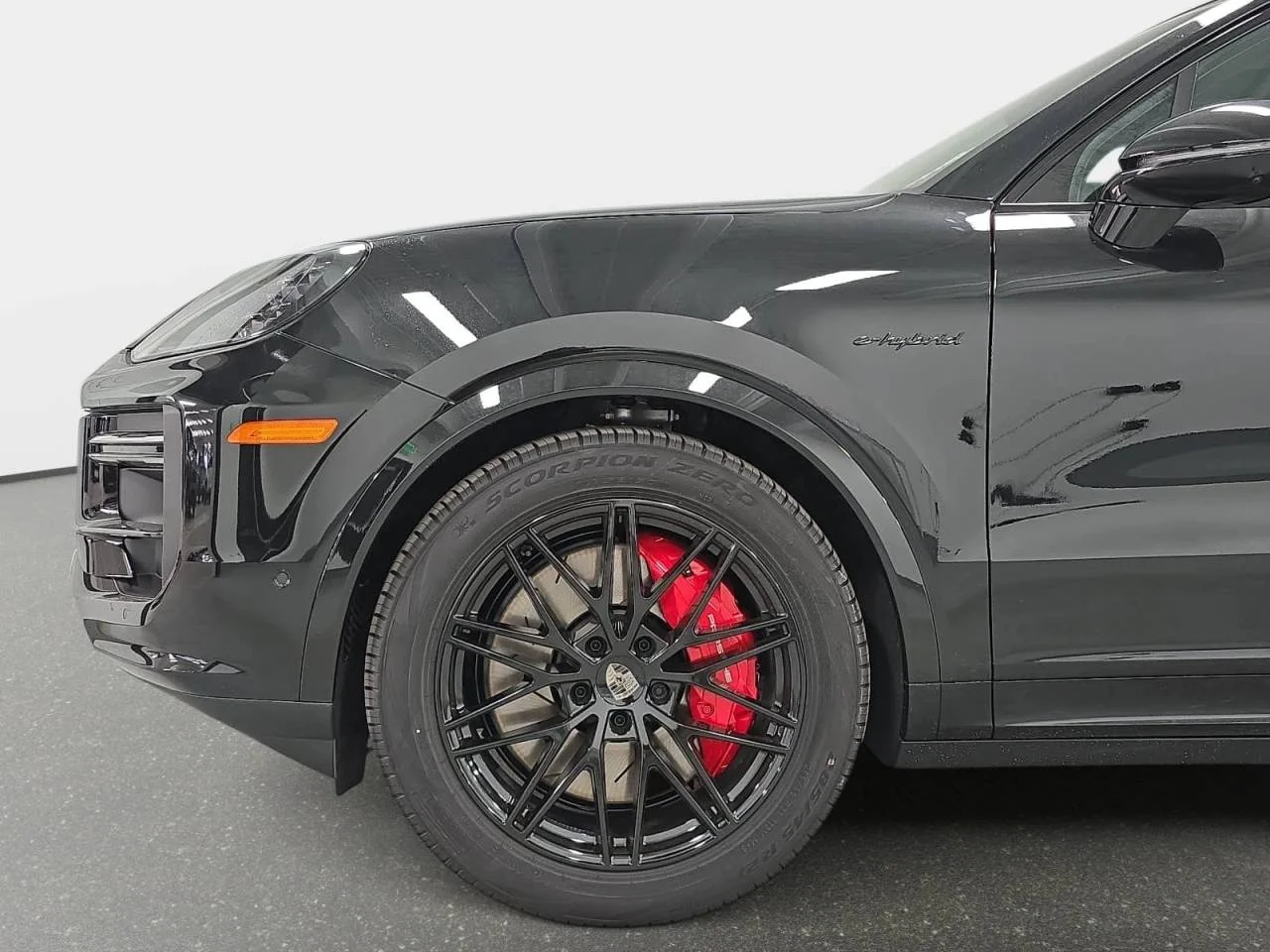 New 2026 Chromite Black Metallic Porsche Turbo E-Hybrid image 10