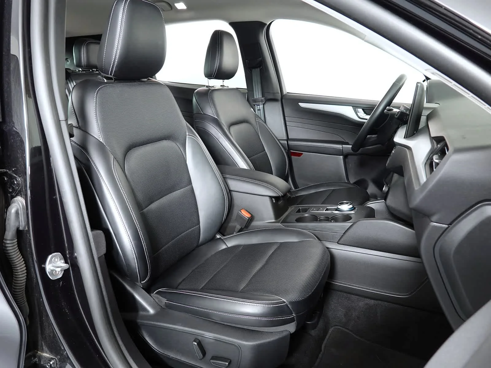 Used 2025 Agate Black Ford Platinum image 15