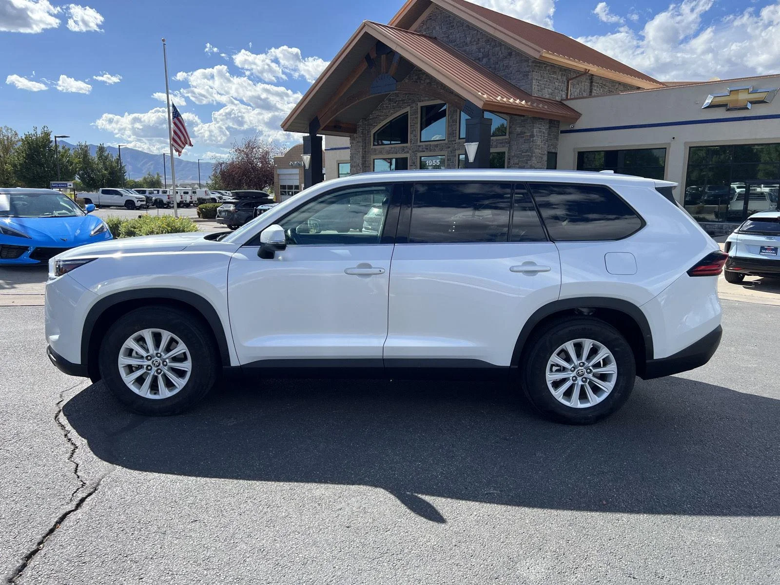 2025 Toyota Grand Highlander XLE - Photo 2