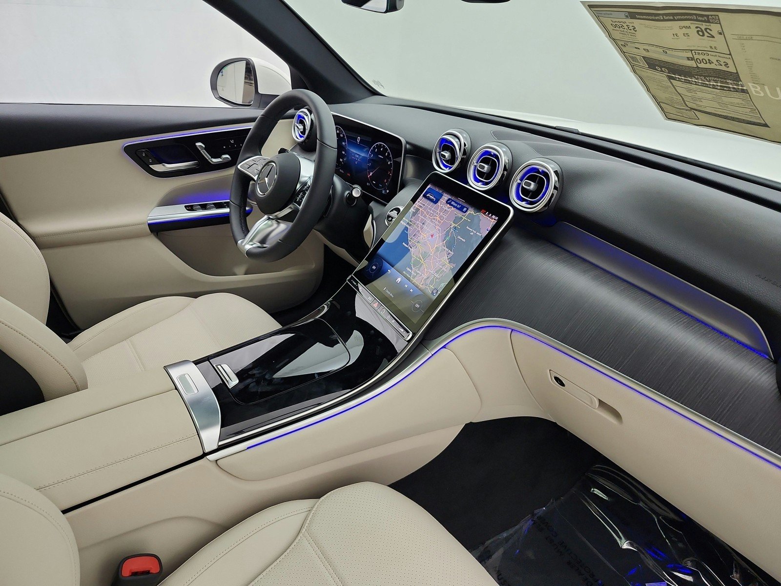 New 2026 Polar White Mercedes-Benz GLC 300 4MATIC® SUV image 13