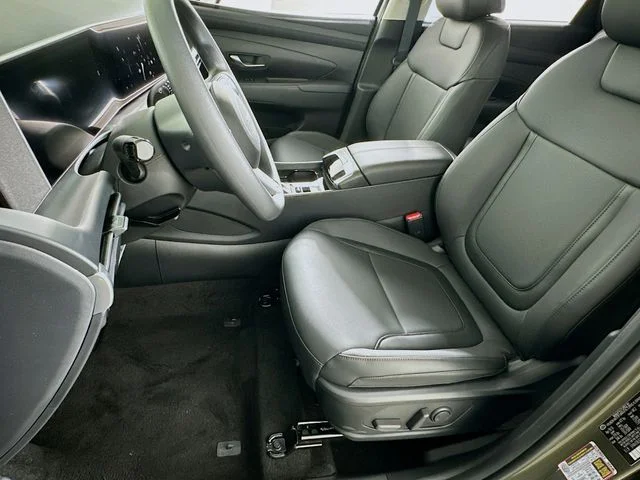 New 2026 Hyundai TUCSON SEL