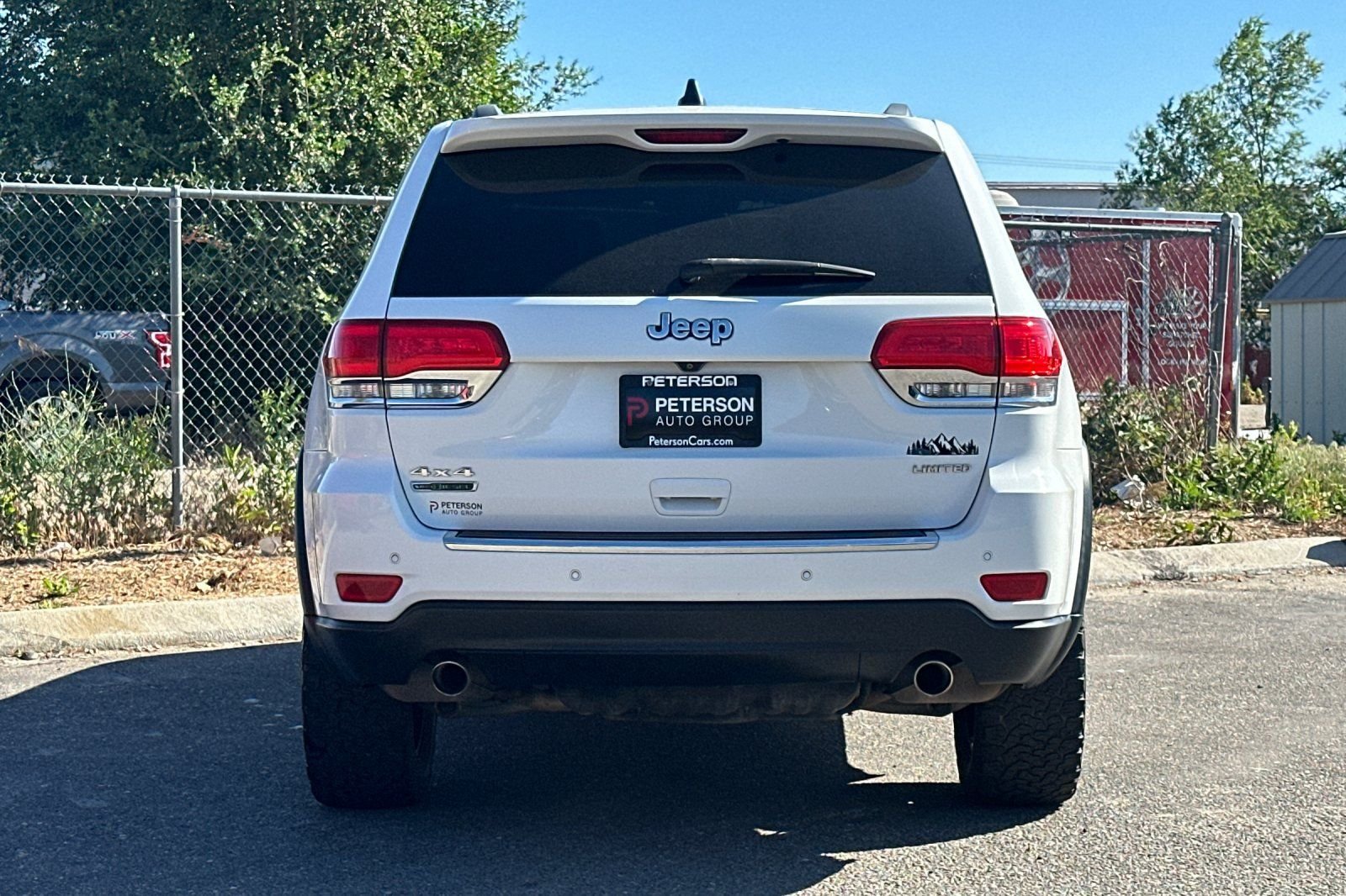 Used 2015 White Jeep Limited image 5