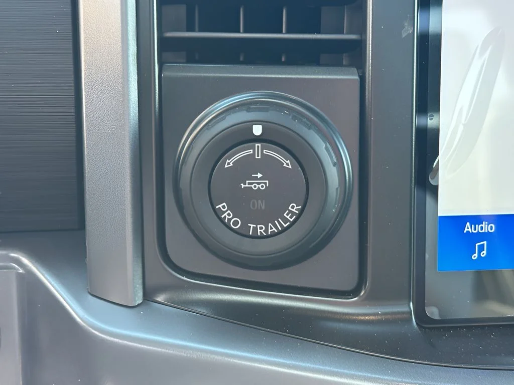 New 2026 Carbonized Gray Metallic Ford XLT image 23