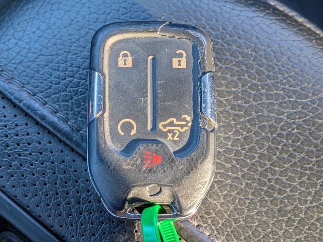Used 2021 Gray GMC Denali image 32