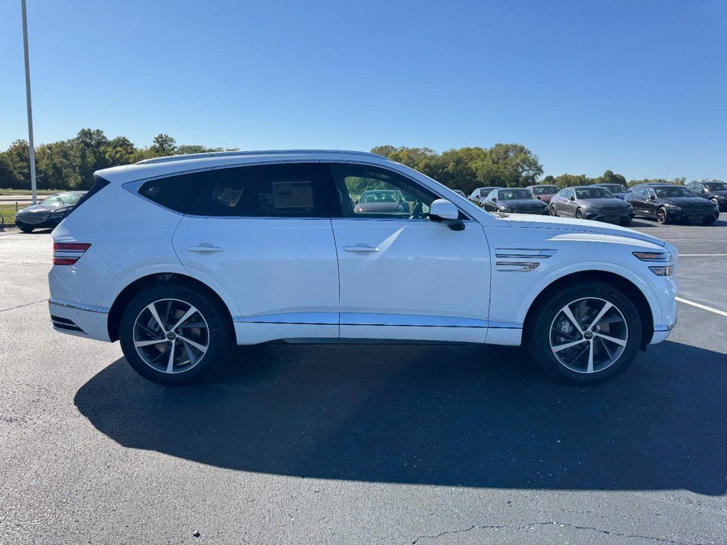New 2027 Uyuni White Genesis 2.5T Advanced image 2