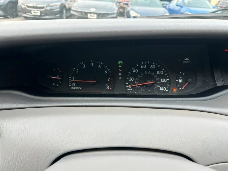 Used 2004 Gray Toyota XLS Sedan 4D image 46
