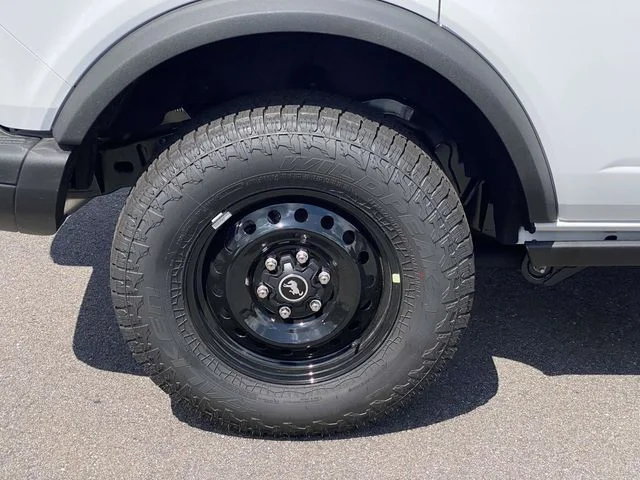 New 2026 White Ford Big Bend image 7