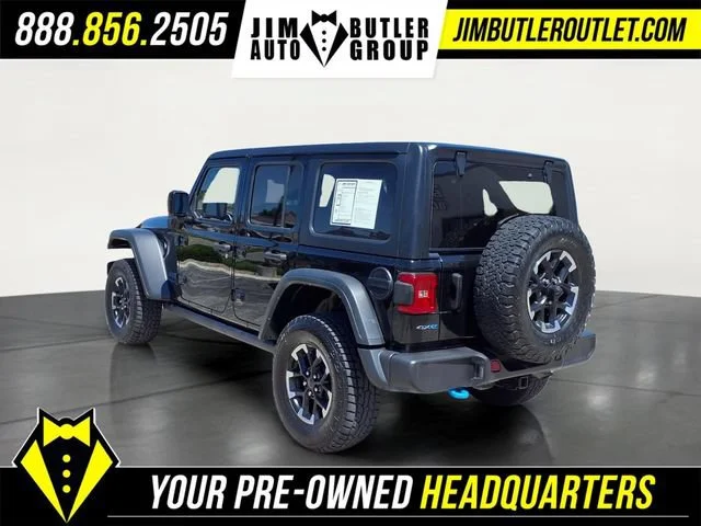Used 2024  Jeep Rubicon image 2