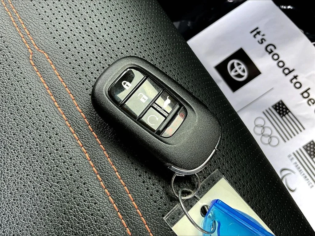 Used 2024 Canyon River Blue Metallic Honda Sport-L image 37