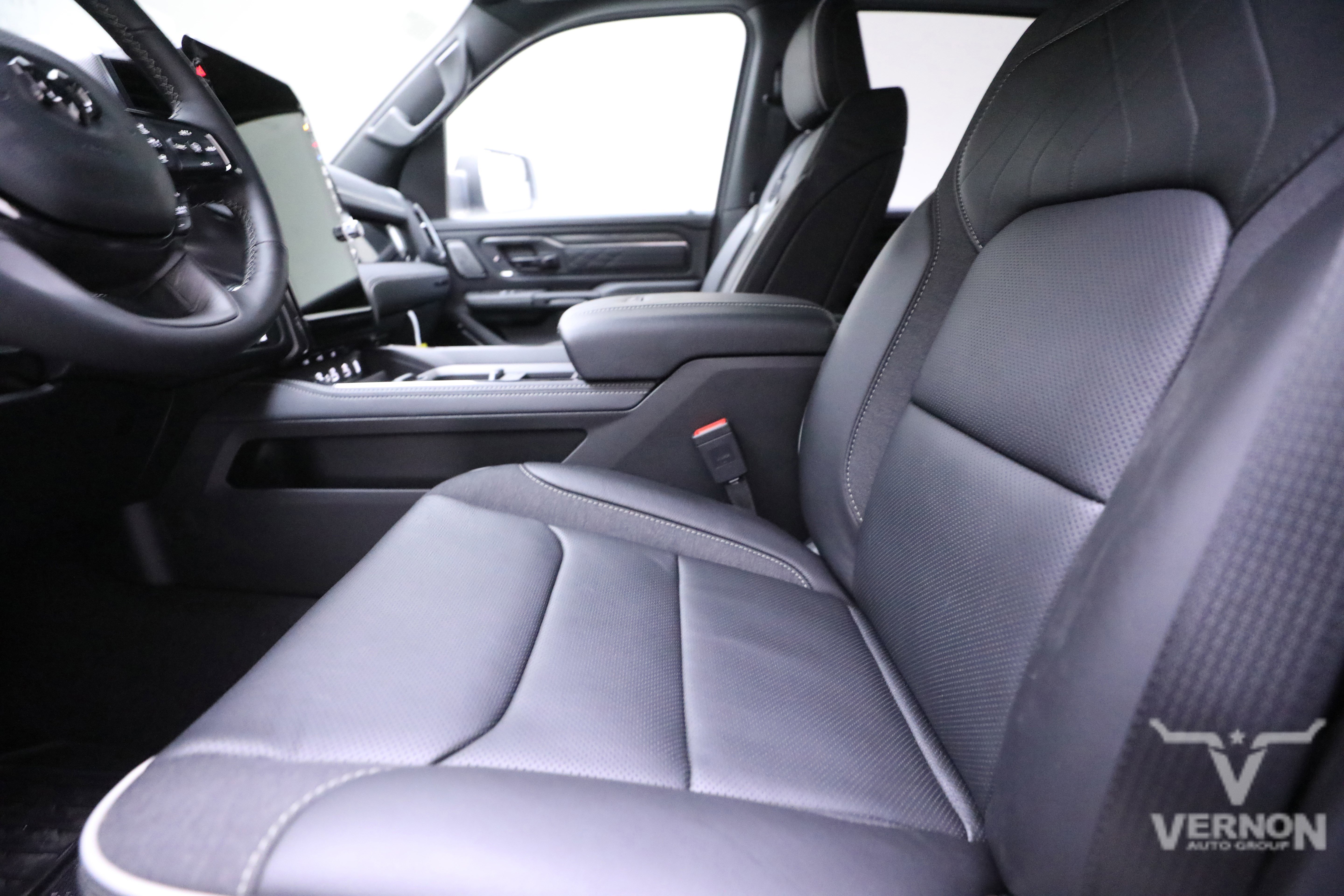 New 2026 Ivory White Tri-Coat Pearlcoat Ram N image 10