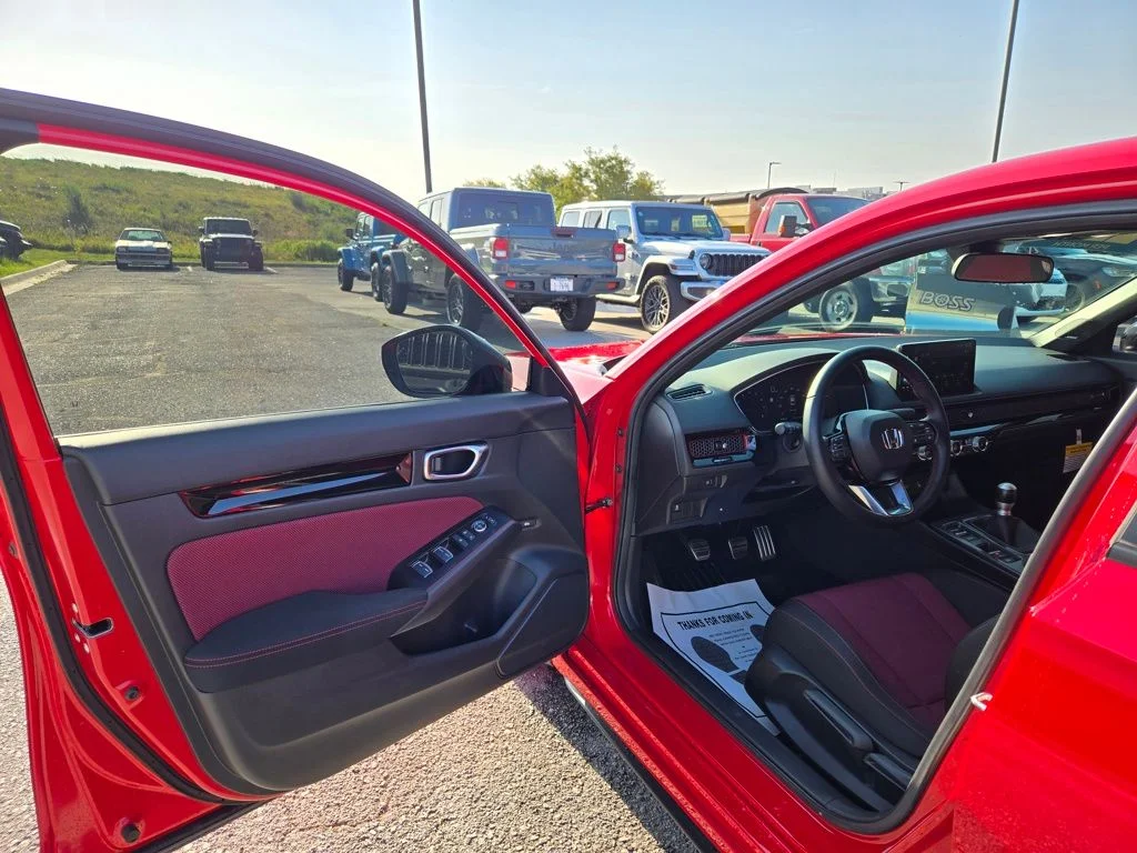 Used 2025 Red Honda  image 12