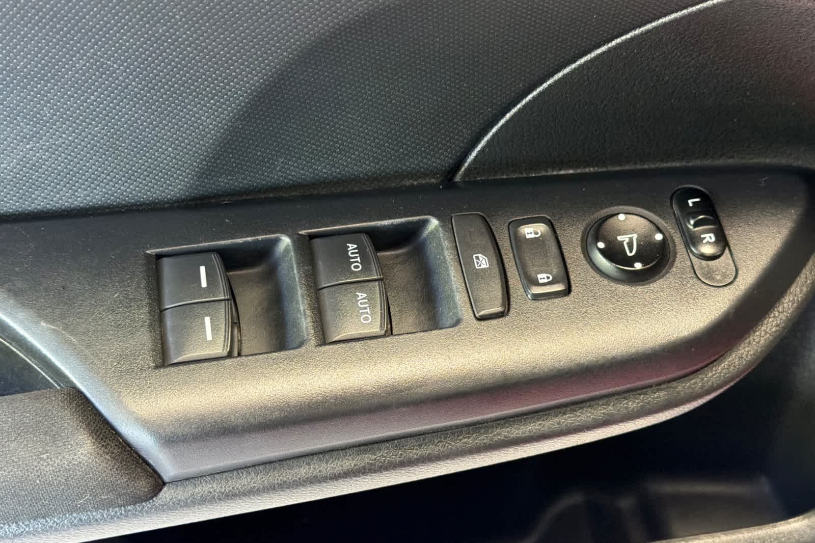 Used 2019 Molten Lava Pearl Honda LX image 13