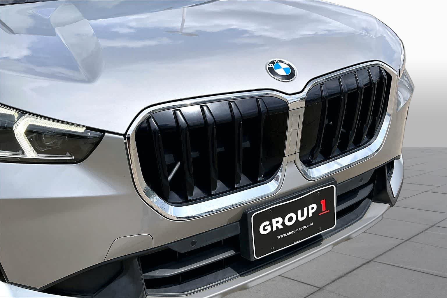Used 2023 Space Silver Metallic BMW xDrive28i image 28