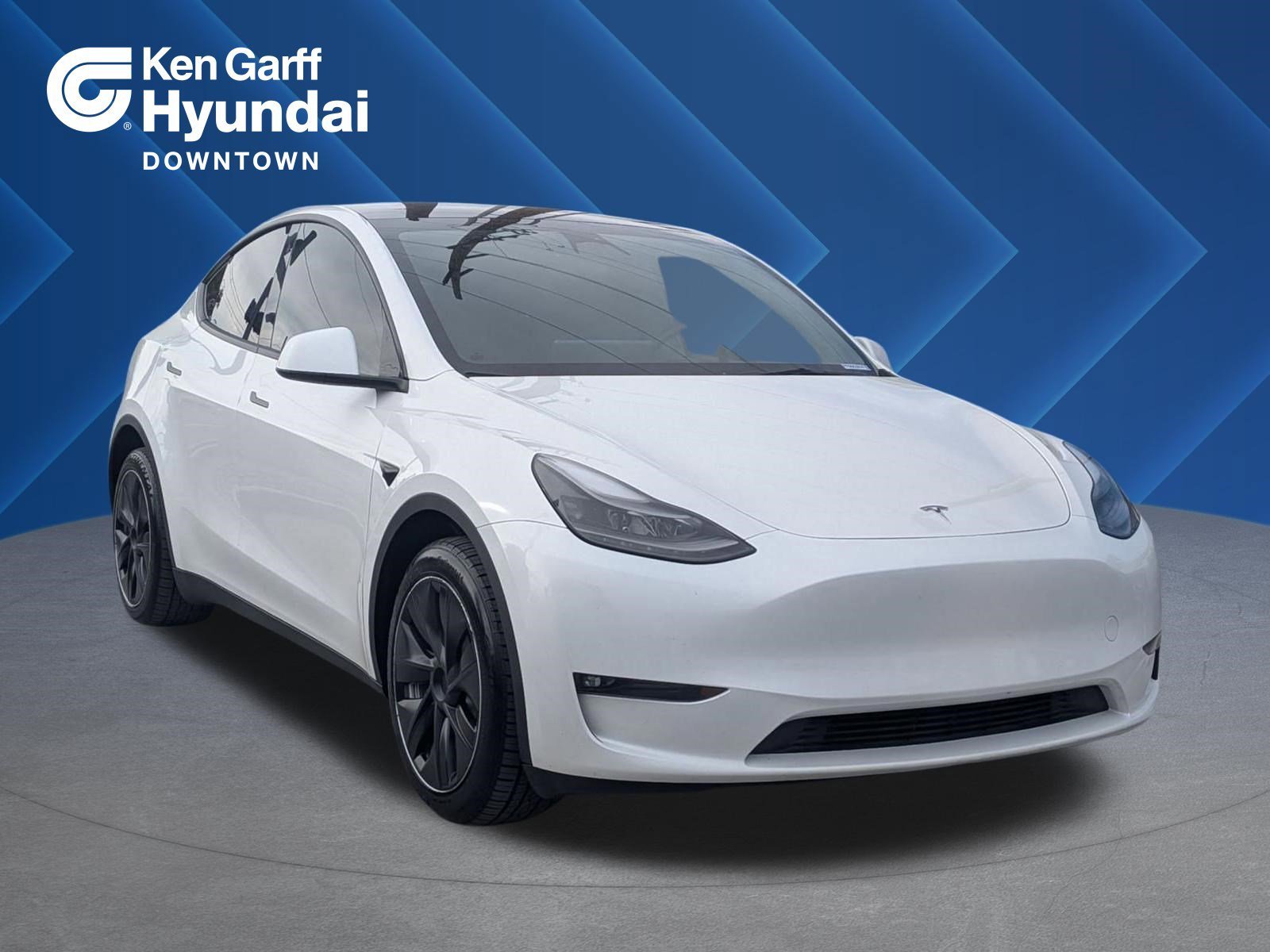 2023 Tesla Model Y Long Range Dual Motor All-Wheel Drive's photo